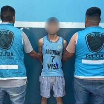 Detuvieron en Monte Grande a uno de los cuatro presos que se escaparon en un taxi de una comisaría de Caballito