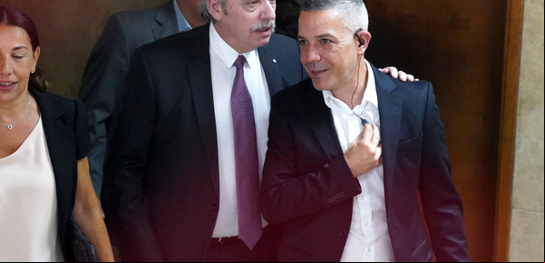La justicia ordenó abrir el celular de Alberto Fernández para recuperar sus conversaciones con Fabiola Yañez y con su madre