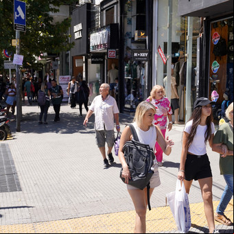 La avenida Avellaneda sin manteros: a una semana del desalojo, el temor de los comerciantes y un reclamo pendiente