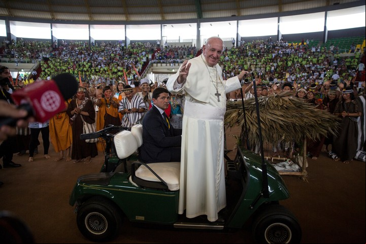 El papa Francisco, en su visita a Puerto Maldonado, en Perú. Foto AP