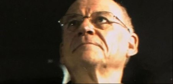 "Diablo de bata blanca": condenan a 20 años de prisión al excirujano francés que abusó de 299 pacientes, la mayoría menores