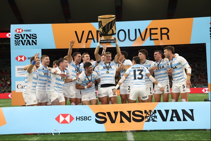 Los Pumas 7's hicieron historia al conquistar por cuarta vez consecutiva el Seven de Vancouver. Foto World Rugby