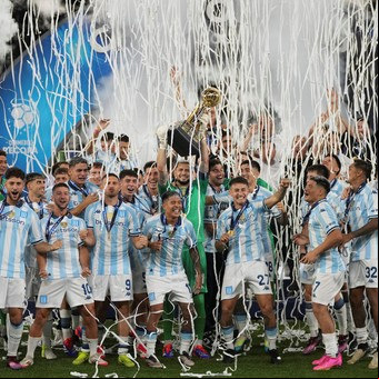 Racing campeón en Brasil: venció a Botafogo por 2-0 y se quedó con la Recopa Sudamericana, las fotos