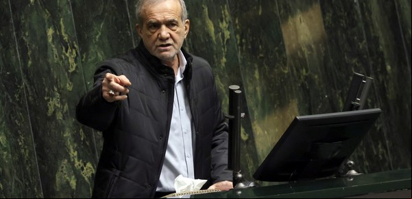 Crisis en Irán: el Parlamento echó al ministro de Economía por el desplome de  la moneda y la mala gestión