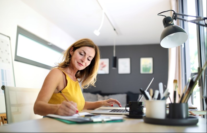 Mantené tu área de trabajo ordenada. Foto: ilustración Shutterstock