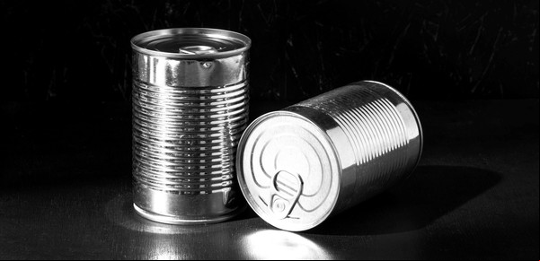 Reciclá las latas de picadillo y creá un increíble organizador casero con un rollo de cocina