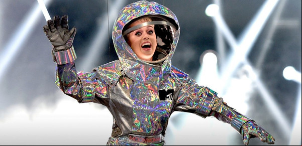 La cantante Katy Perry cumplirá un sueño multimillonario y se convertirá en astronauta