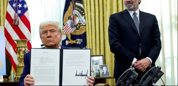 Donald Trump presiona a Irán para negociar sobre el tema nuclear y amenaza a Rusia con más sanciones 