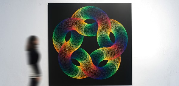 "En Movimiento", la retrospectiva de Julio Le Parc que celebra el arte cinético en Madrid 