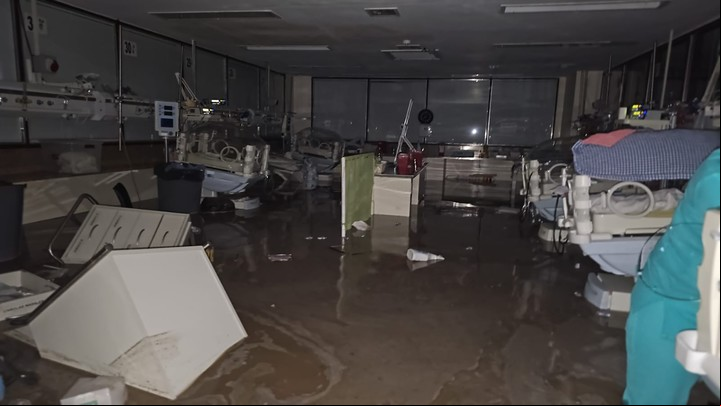 El área de Neonatología del Hospital Interzonal José Penna en Bahía Blanca, el viernes de las inundaciones.