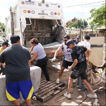 Todas las fotos: Bahía Blanca arrasada por el temporal, 16 muertos, desaparecidos y más de 1.400 evacuados