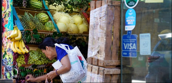 La canasta de pobreza subió 2,3% en febrero y para no ser pobre una familia necesita ya más de $ 1.058.000