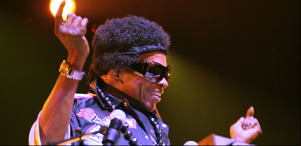 La desmesurada vida de Sly Stone, genio de la música negra y preso de las drogas, llega en un documental de Disney +
