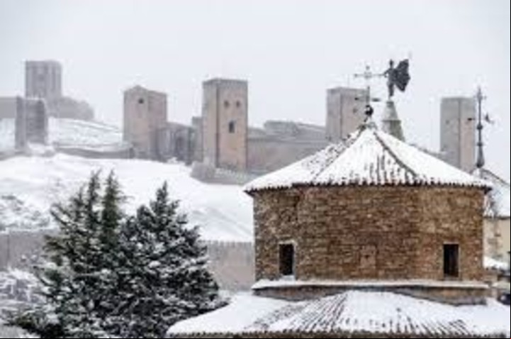 Molina de Aragón y sus calles medievales, son el pueblo más frío de España./ Imagen de la Guía Repsol.