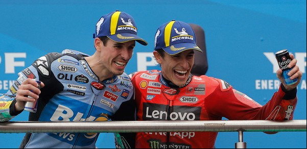 MotoGP: los hermanos Márquez se hicieron un festín y metieron un celebrado 1-2 en Termas de Río Hondo