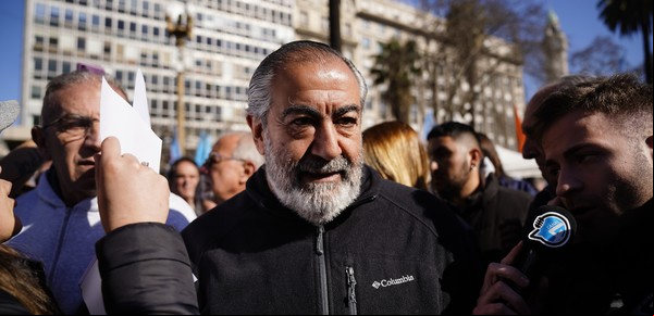 Tras confirmar el paro general, la CGT cuestiona la falta de diálogo del Gobierno y se suma a la marcha del Día de la Memoria