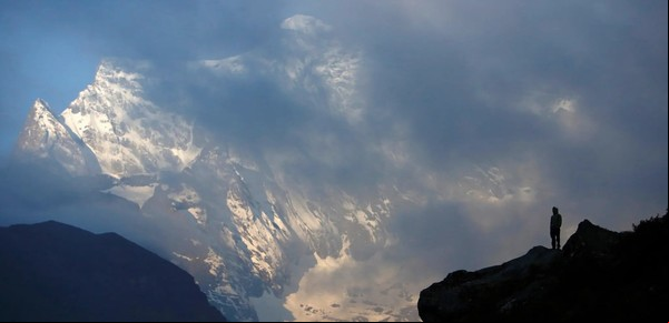 Los drones ayudarán a los sherpas en el Everest