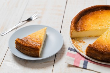 La "tarta de las monjas", el postre italiano más esponjoso que se prepara en minutos y sin gluten