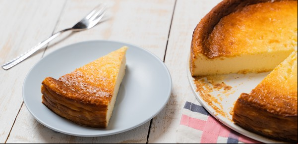 La "tarta de las monjas", el postre italiano más esponjoso que se prepara en minutos y sin gluten