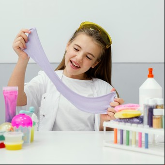 Cómo hacer slime en casa de fácil y rápido: el secreto de la masa que arrasa entre los chicos