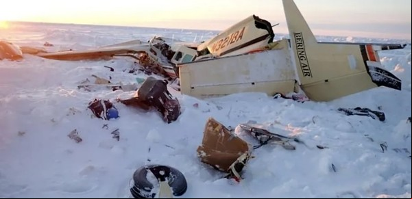 Se supo lo que motivó que un avión de pasajeros se estrellara en Alaska 