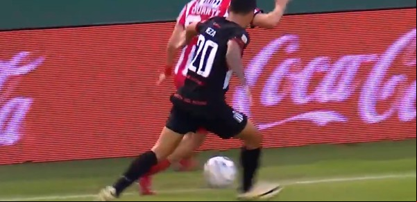 Barracas Central y un triunfo 'caliente' contra Estudiantes (LP): del gol polémico al festejo agónico por un ex 'pincha'