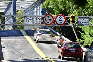 El puente ferroviario que pasó más de dos años cerrado por la grieta política y finalmente reabre hoy