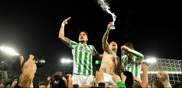 Betis rompió "la maldición del espejo roto" y le ganó a Sevilla tras siete años en un clásico andaluz que desborda pasión