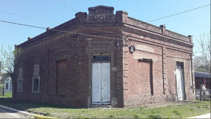 El paseo en bicicleta es una excelente opción para explorar la zona mientras se disfruta de los paisajes de la llanura pampeana. Foto:Facebook Conociendo Pueblos.