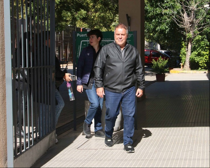 Jorge "Carna" Crivelli en el último adiós a Toti Ciliberto. Foto: Movilpress.