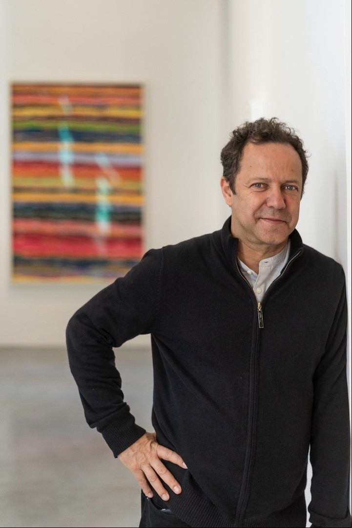 Vik Muniz. Foto: Luis Asin, gentileza Bienalsur.