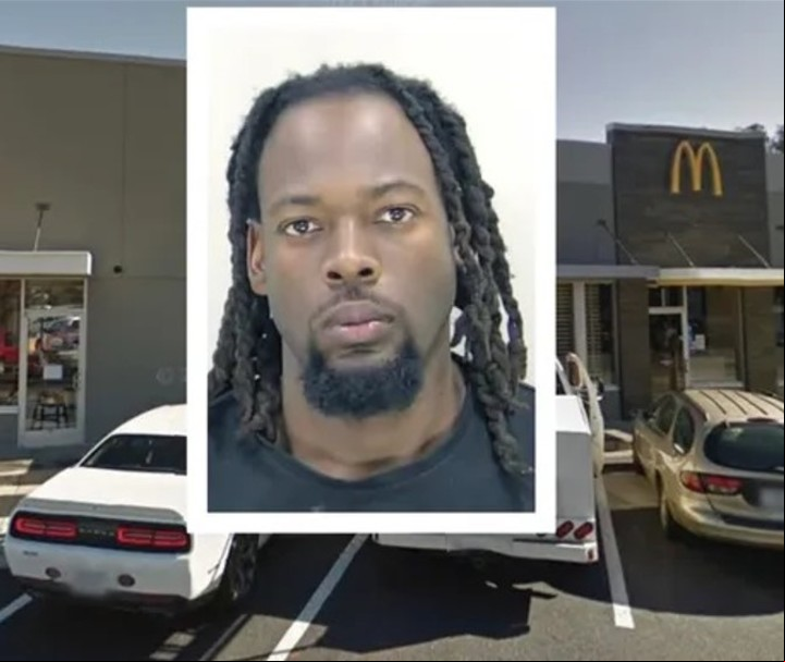 Chris Louis, de 24 años, fue arrestado por dejar solos a sus hijos en un McDonald's. Foto: GoFundMe
