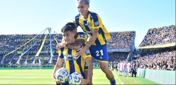 Rosario Central se lo dio vuelta a Vélez en Arroyito para treparse a la punta de la zona B del Torneo Apertura