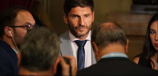 Elecciones en Santa Fe: Maximiliano Pullaro pone en juego su gestión y los libertarios quieren pisar fuerte en la Provincia