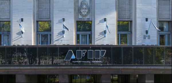 La recaudación de abril le ganó a la inflación y subió 7% en términos reales