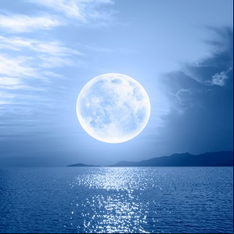Luna llena en Libra de abril 2025: cómo afecta a cada signo zodiacal 