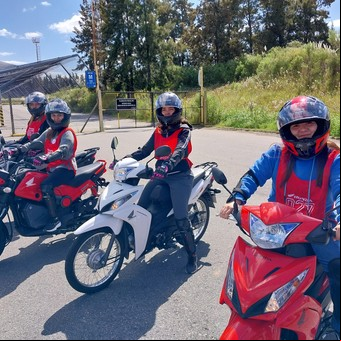 Alas en Movimiento: cómo es el programa que ayuda a que más mujeres se animen a manejar motos