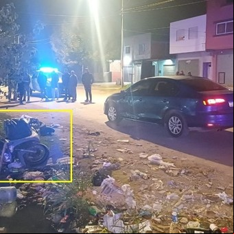 Trágico choque en La Plata entre un auto oficial de la Provincia y una moto