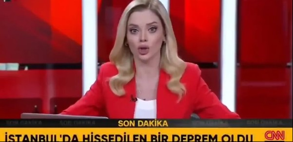 Un sismo sacudió Turquía y causó pánico: gente saltando de edificios y el desesperante momento que vivió una conductora de CNN