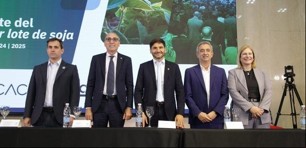 Comercialización de la soja: la agroindustria y economistas del Gobierno se juntaron en Rosario