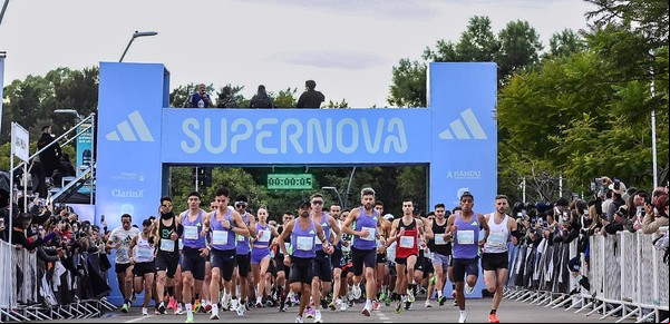 Con récord de corredores y un día perfecto, los 10K de Vicente López largaron la temporada fuerte del running