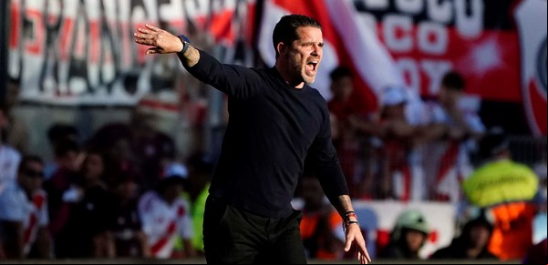 El veredicto de los hinchas de Boca tras el Superclásico: muchos reprobados y Fernando Gago como principal responsable