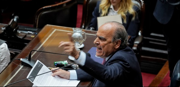 Javier Milei y sus medidas EN VIVO: Guillermo Francos dio explicaciones ante Diputados por el escándalo cripto $LIBRA en una sesión con gritos y chicanas