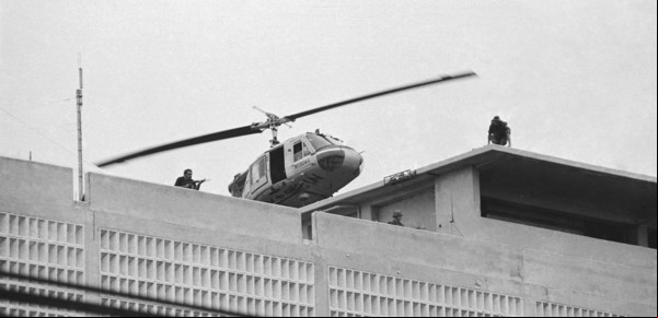 Vietnam: a 50 años de la caída de Saigón, el día en que Estados Unidos arrió su bandera y se "rindió" ante el Vietcong comunista