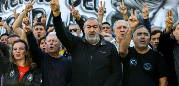 "Vos fuma": la CGT está segura de que frenará el DNU contra los paros, pero teme la próxima embestida de Milei
