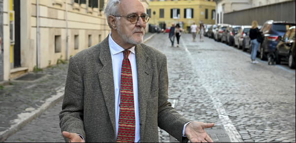 “Estamos ante el cónclave más dramático de los últimos cincuenta años"