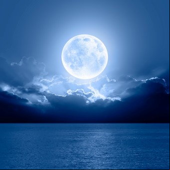 Luna llena del 12 de mayo de 2025 en Escorpio: significados astrológicos y espirituales para cada signo del zodiaco 