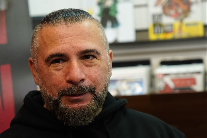 John Dolmayan durante de la entrevista antes del recital de System of a Down en Vélez. Foto: Emmanuel Fernández