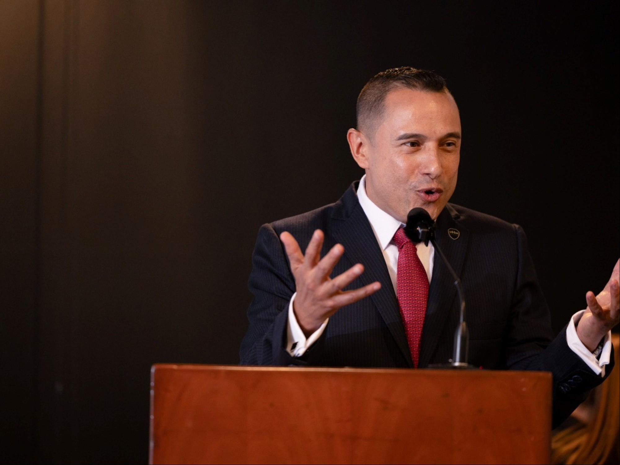 Edgar Ospina Ospina, nombrado rector de La Universidad Hispana de Mentoría 