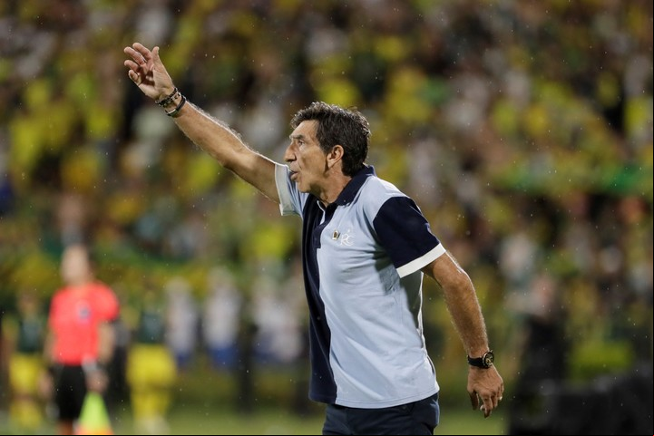 El entrenador de Racing ,Gustavo Costas, quiere ganar la Libertadores. Foto: EFE/ Carlos Ortega
